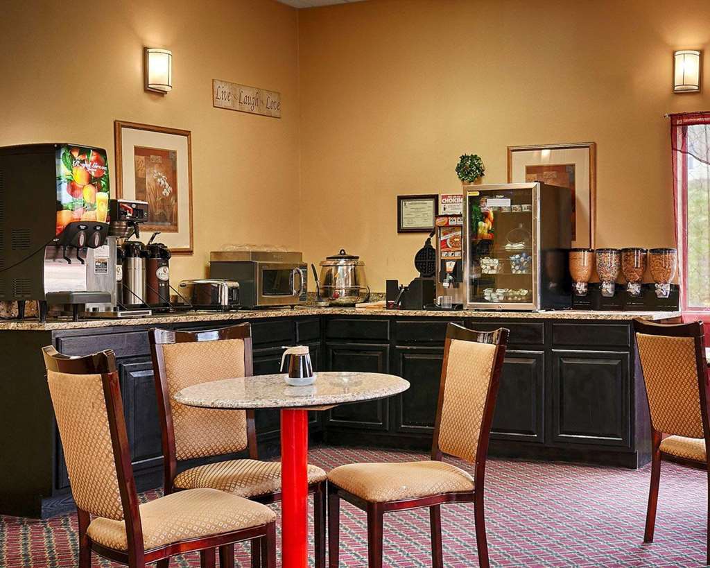 Econo Lodge Inn & Suites Fort Oglethorpe Ресторант снимка