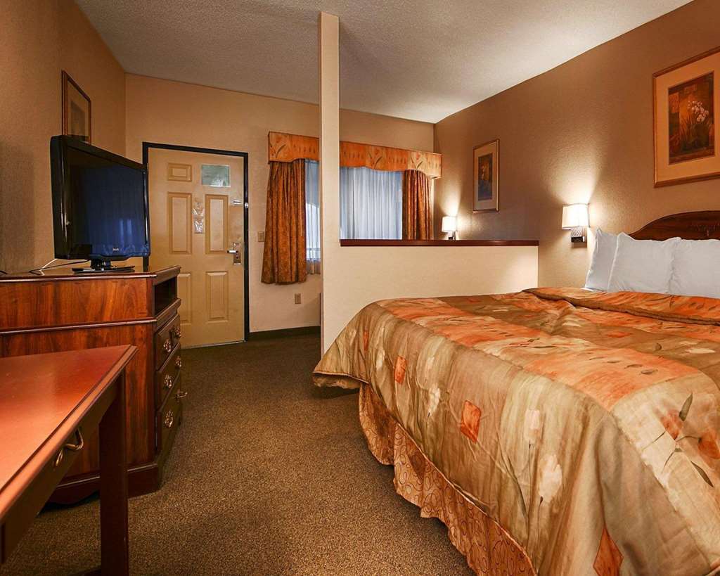 Econo Lodge Inn & Suites Fort Oglethorpe Стая снимка