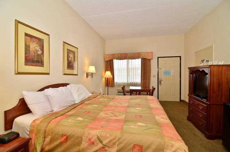 Econo Lodge Inn & Suites Fort Oglethorpe Екстериор снимка