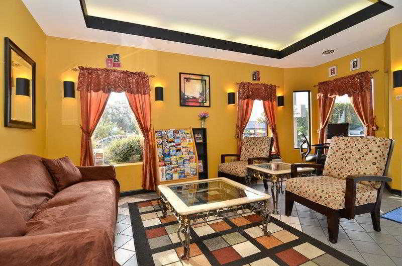 Econo Lodge Inn & Suites Fort Oglethorpe Екстериор снимка