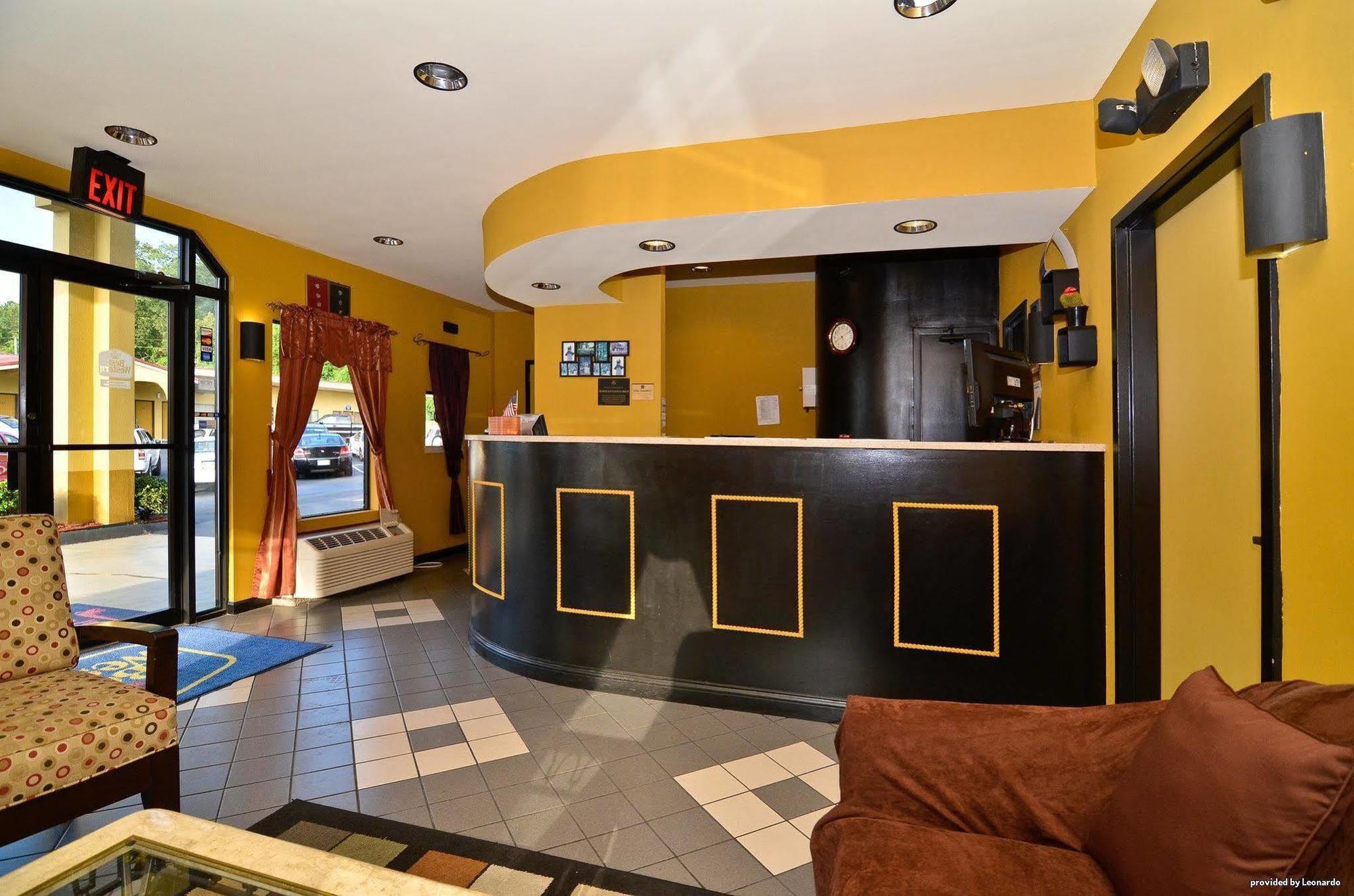 Econo Lodge Inn & Suites Fort Oglethorpe Екстериор снимка